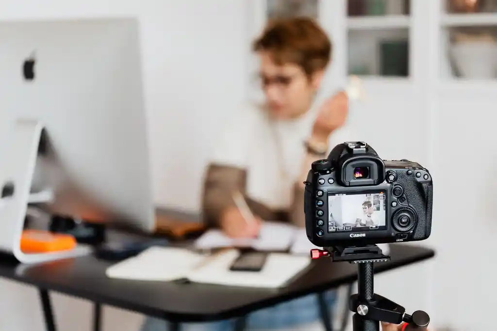 Production du contenu vidéo à l'aide de l'IA
